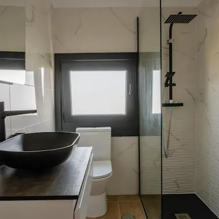 Piso Nuevo A 150m Playa 公寓